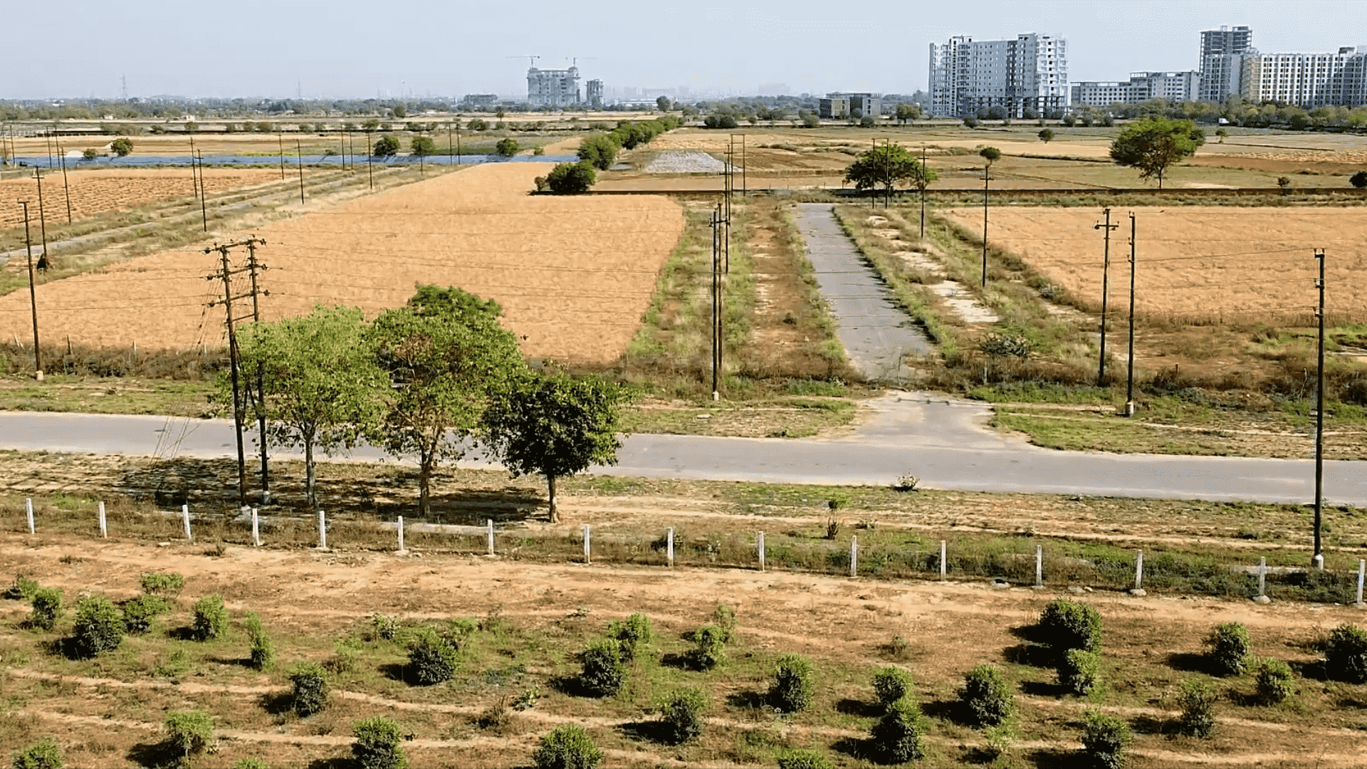 plot yamuna expressway
